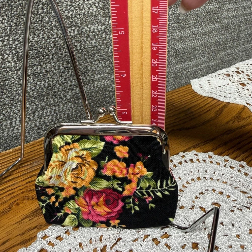 Vintage Style Floral Kiss Lock Coin Purse Black Canvas Rose Print Mini Pouch